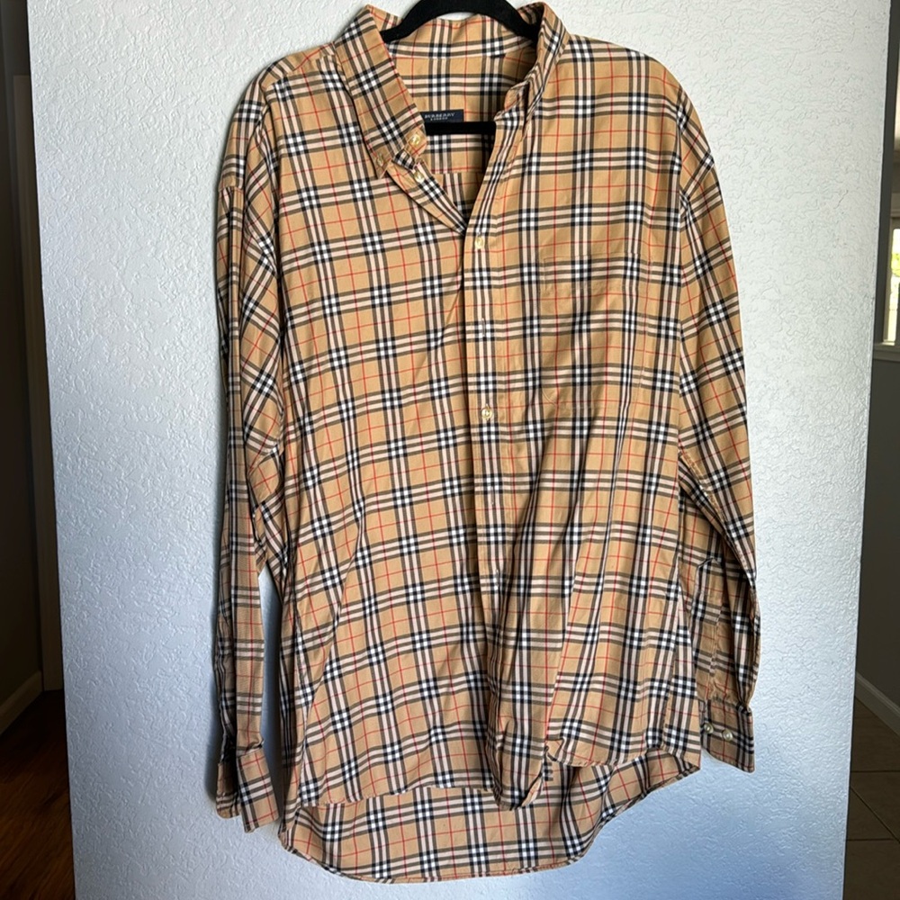 Men’s Burberry long sleeve